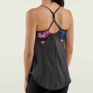 Lululemon Roll Out Tank
Heathered Black / Petal